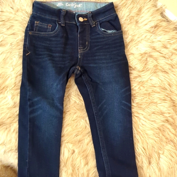 Soft stretchy Cat & Jack toddler skinny jeans - Picture 1 of 5